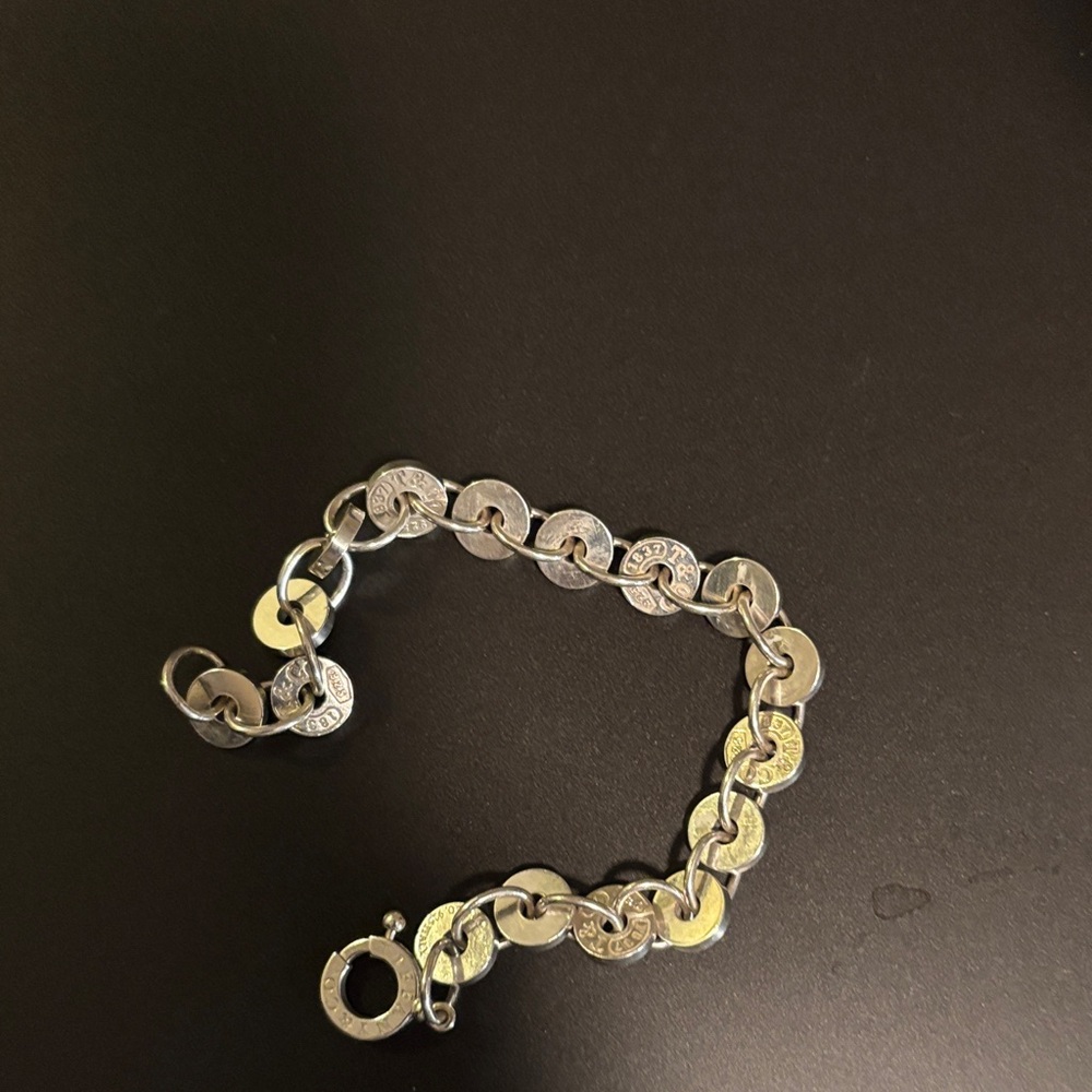 J17 TIFFANY AND CO Elegant Silver circle Bracelet
